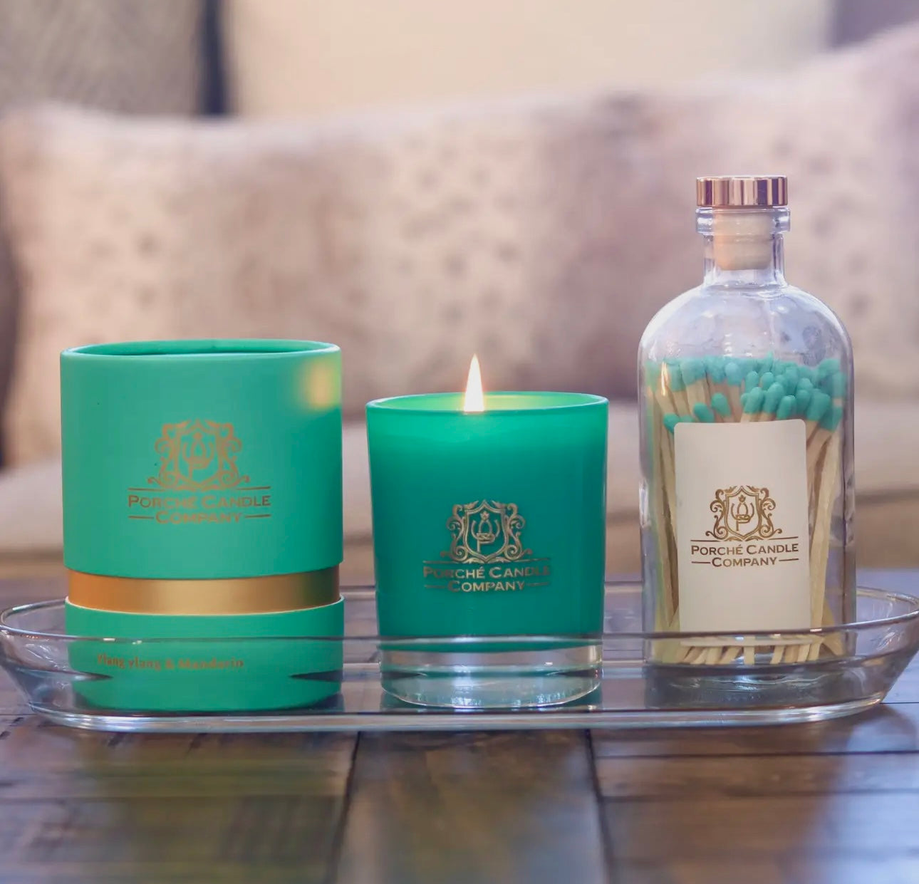 Porché Candle Co - Luxury 8oz Candle
Ylang Ylang & Mandarin