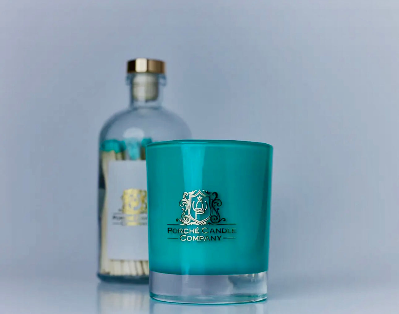Porché Candle Co - Luxury 8oz Candle
Ylang Ylang & Mandarin